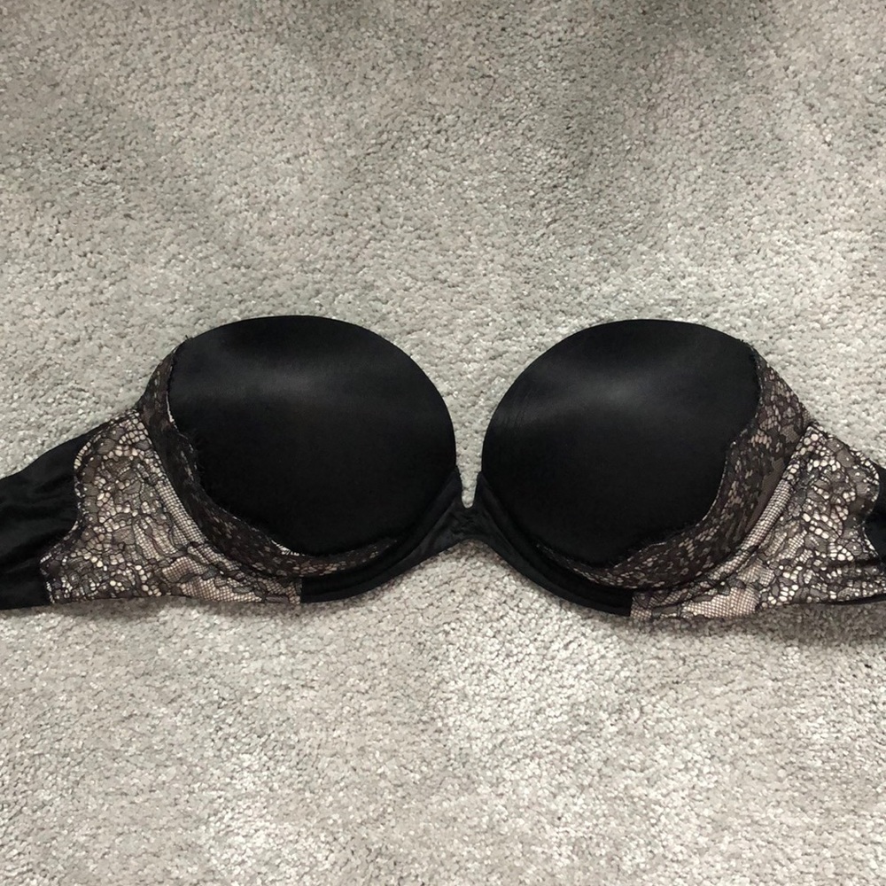 VS strapless black push-up lace bra
